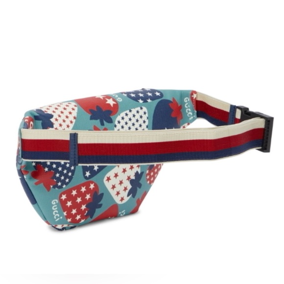 New GUCCI Strawberry Star Print children’s Fanny pack waist Belt Bag - Picture 4 of 11